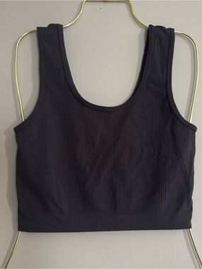 Contour by PacSun Charcoal Grey Ribbed Crop Tank Top Size Small Fitted Athletic